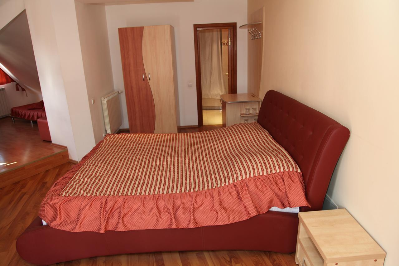 Pensiunea Mihaela Poiana Brasov Exterior photo